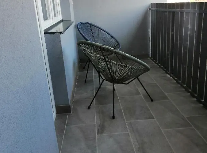 Harom Apartmanhaz *