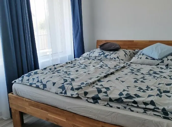 شقة Harom Apartmanhaz