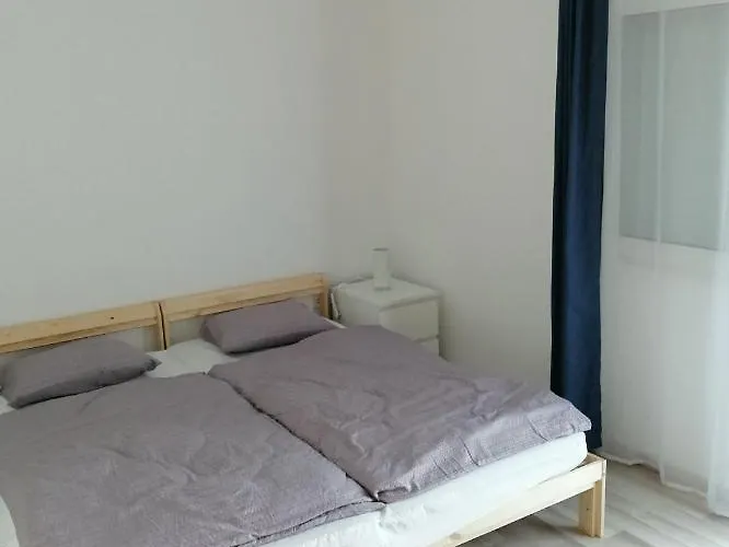 Harom Apartmanhaz *